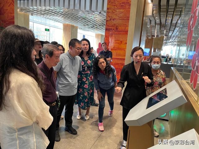 4f4a7553df39417db097ab83717ee994~noop 4f4a7553df39417db097ab83717ee994~noop